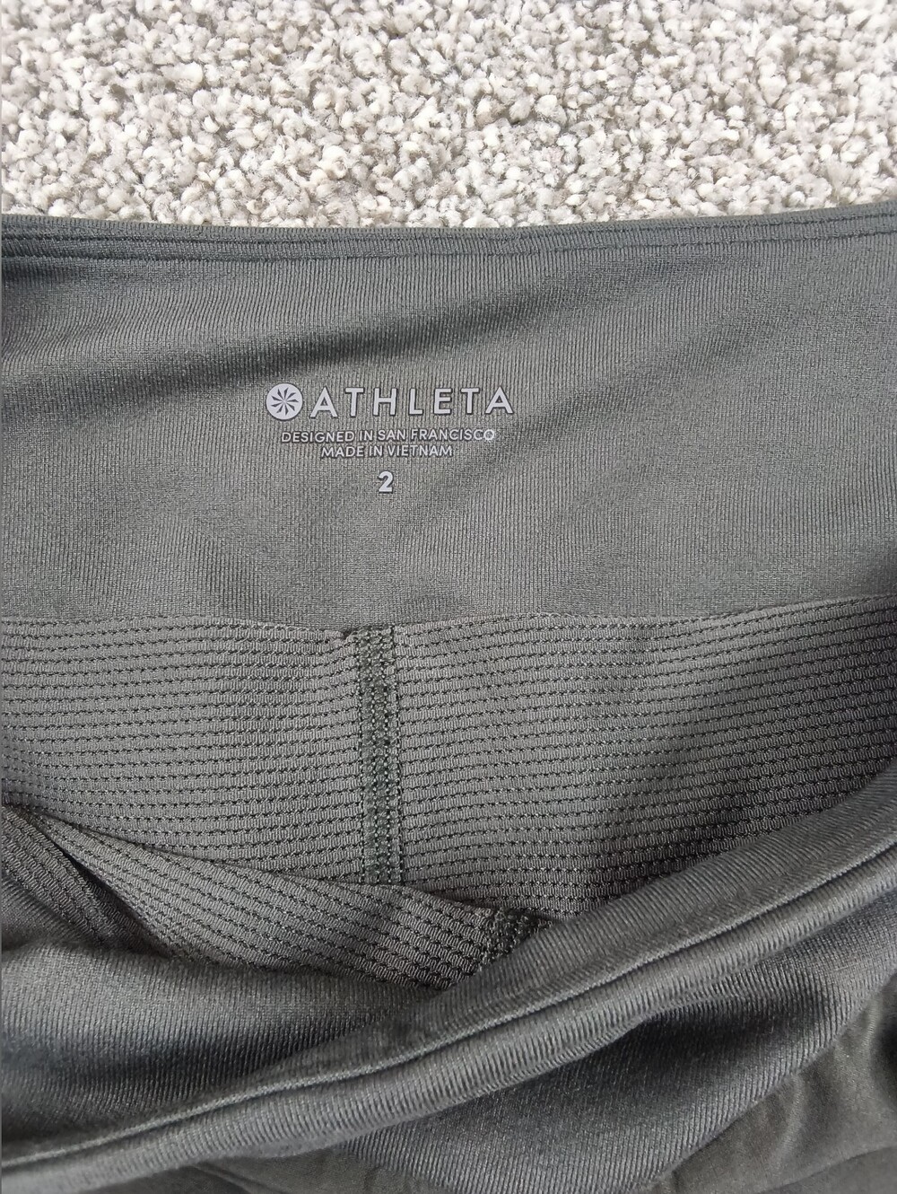 Athleta Skort Size 2 Olive Green Performance Active Travel Skirt Pickleball - Picture 3 of 3